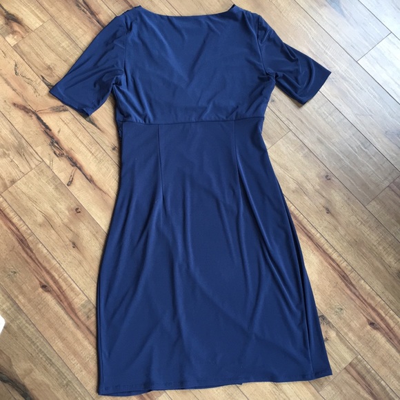 EVAN-PICONE DRESS - Picture 5 of 8